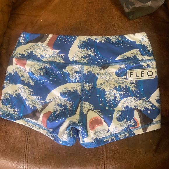 Fleo Pants - Fleo Jaws Shark Shorties $orTrade?
